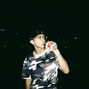 女生全裸不打码性交
